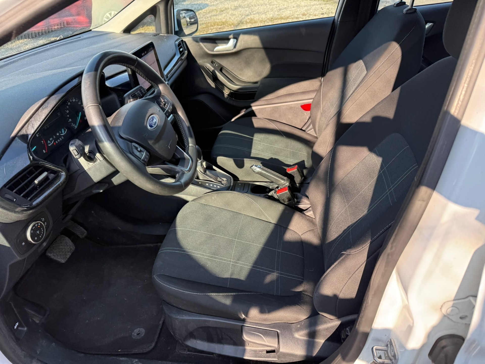 FORD Fiesta 1.0 SCTi Cool & Connect Automat-image-6