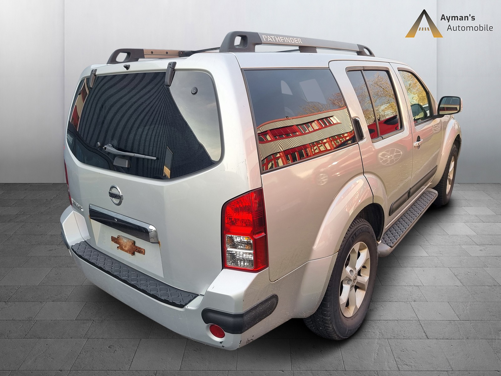 NISSAN Pathfinder 2.5 dCi Platinum Automatic-image-5