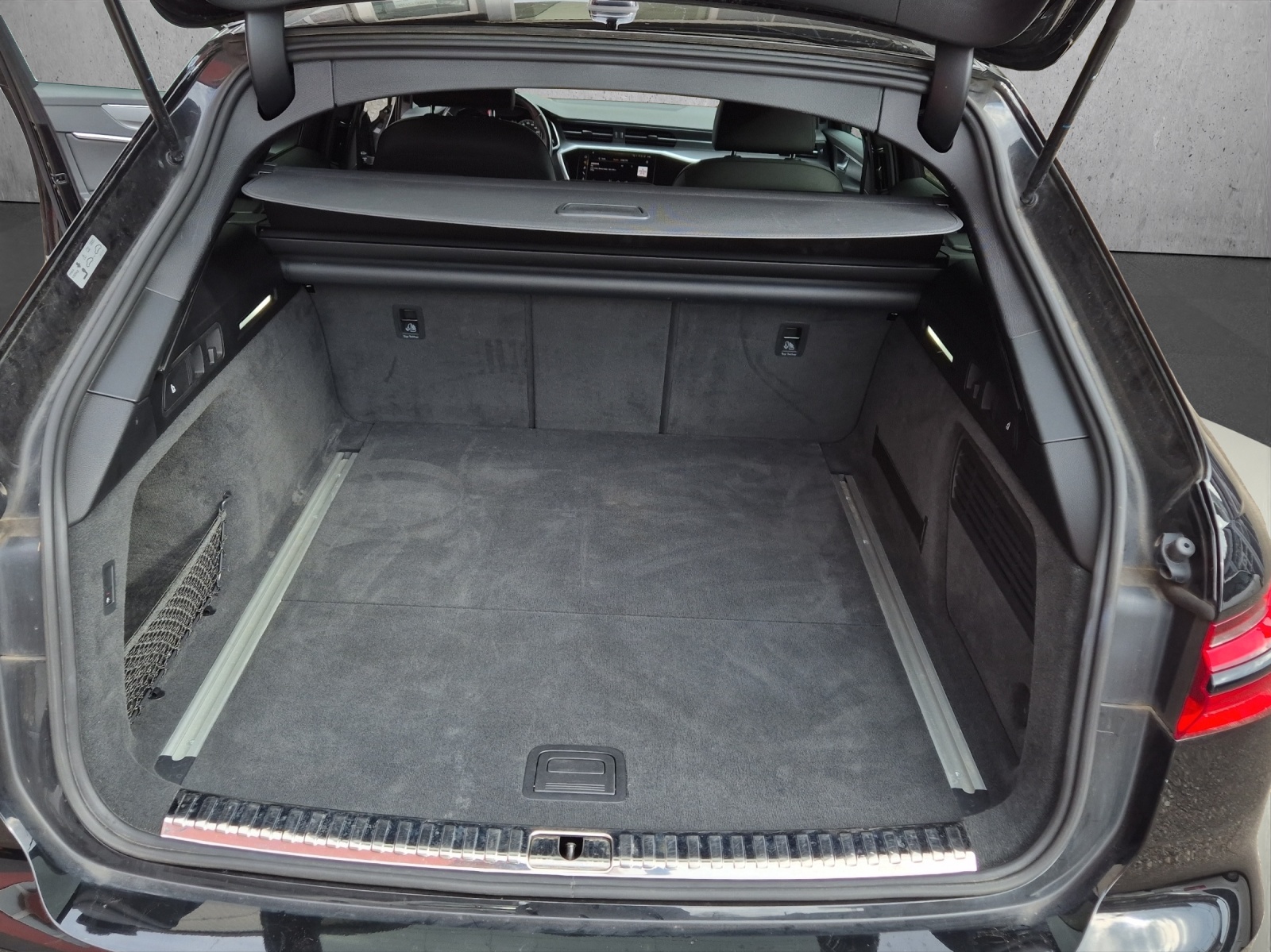 AUDI A6 allroad 50 TDI quattro tiptronic-image-14