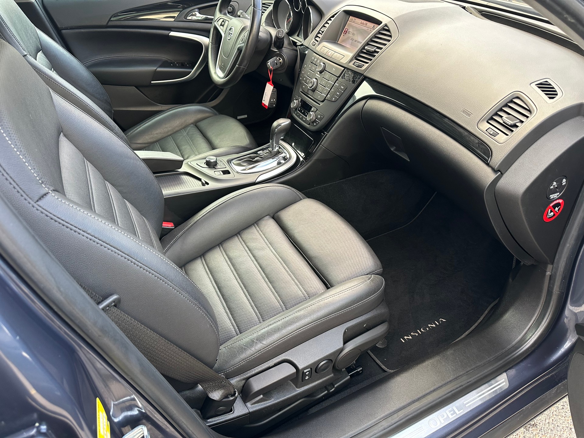 OPEL Insignia 20T 4x4-image-13