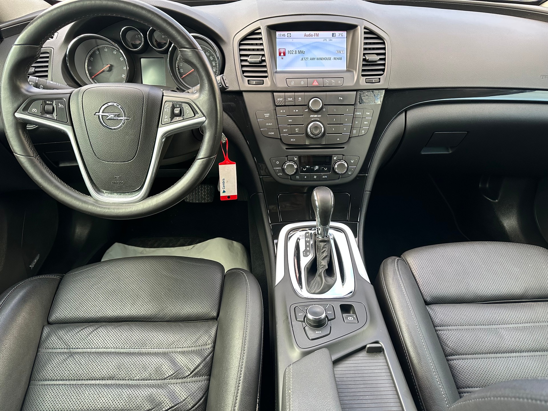 OPEL Insignia 20T 4x4-image-10