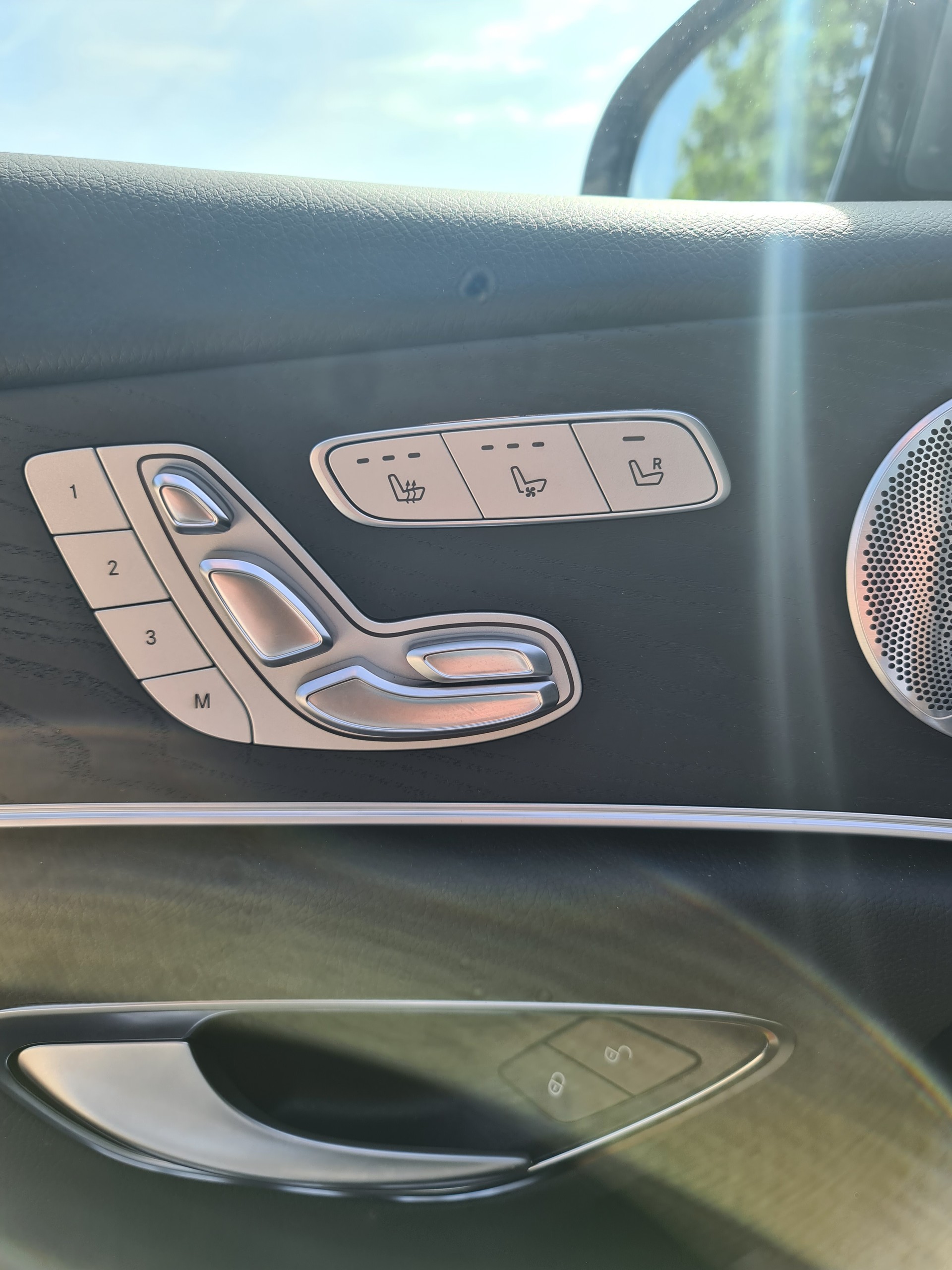 MERCEDES-BENZ E 400 d All-Terrain Avantgarde 4Matic 9G-Tronic-image-2