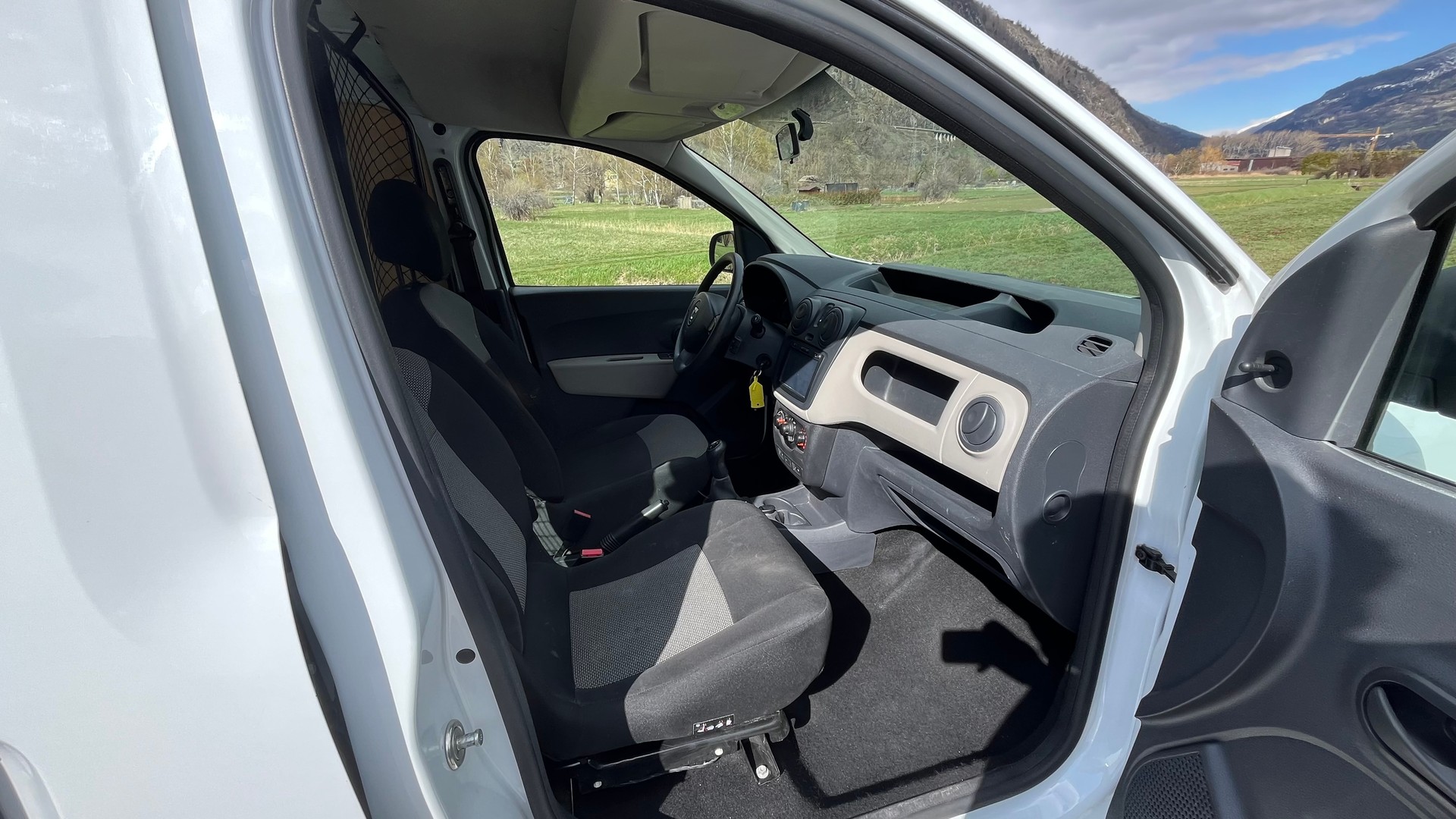 DACIA Dokker Van dCi 75 Ambiance-image-9