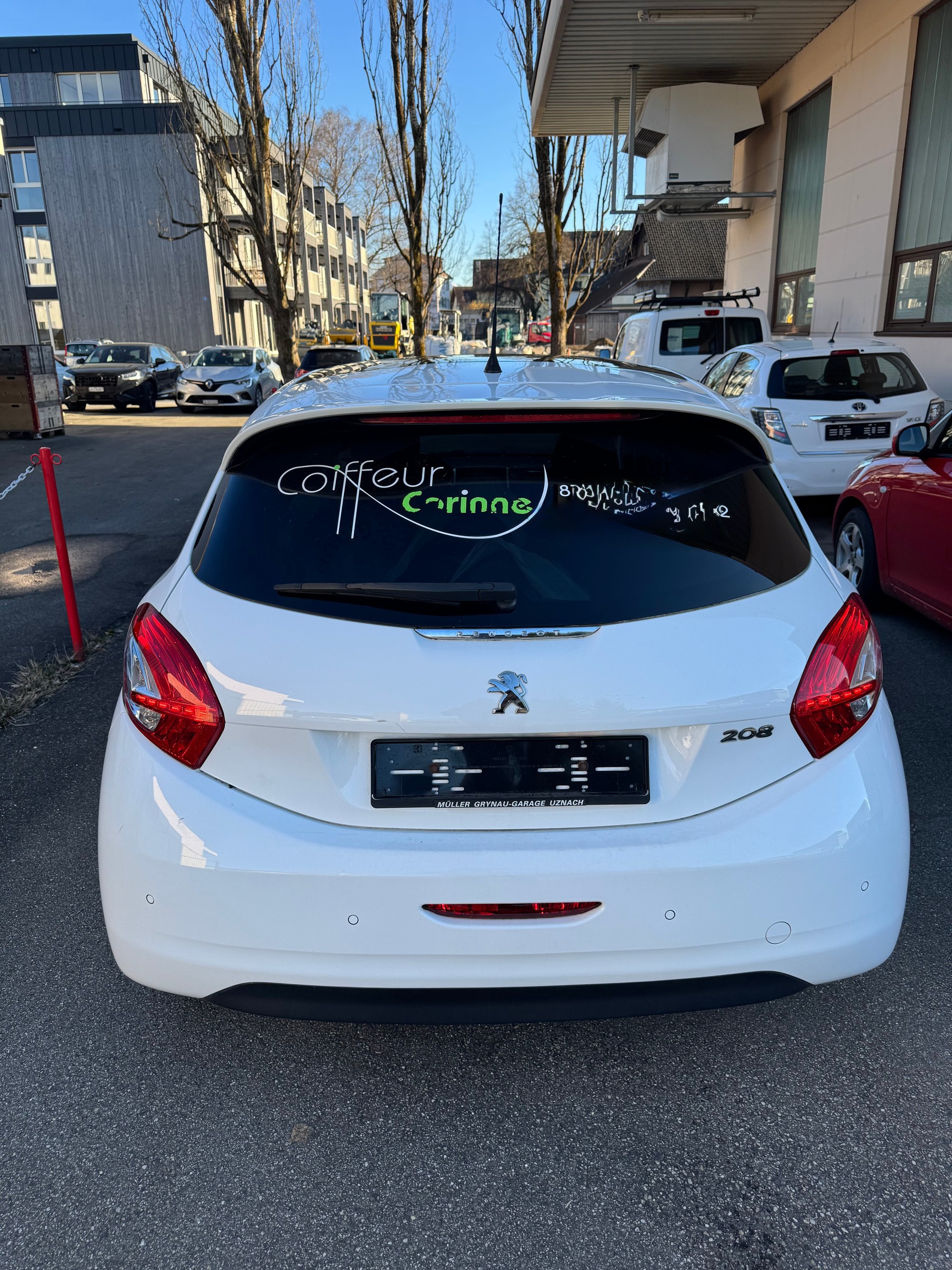 PEUGEOT 208 1.6 VTI Allure-image-5
