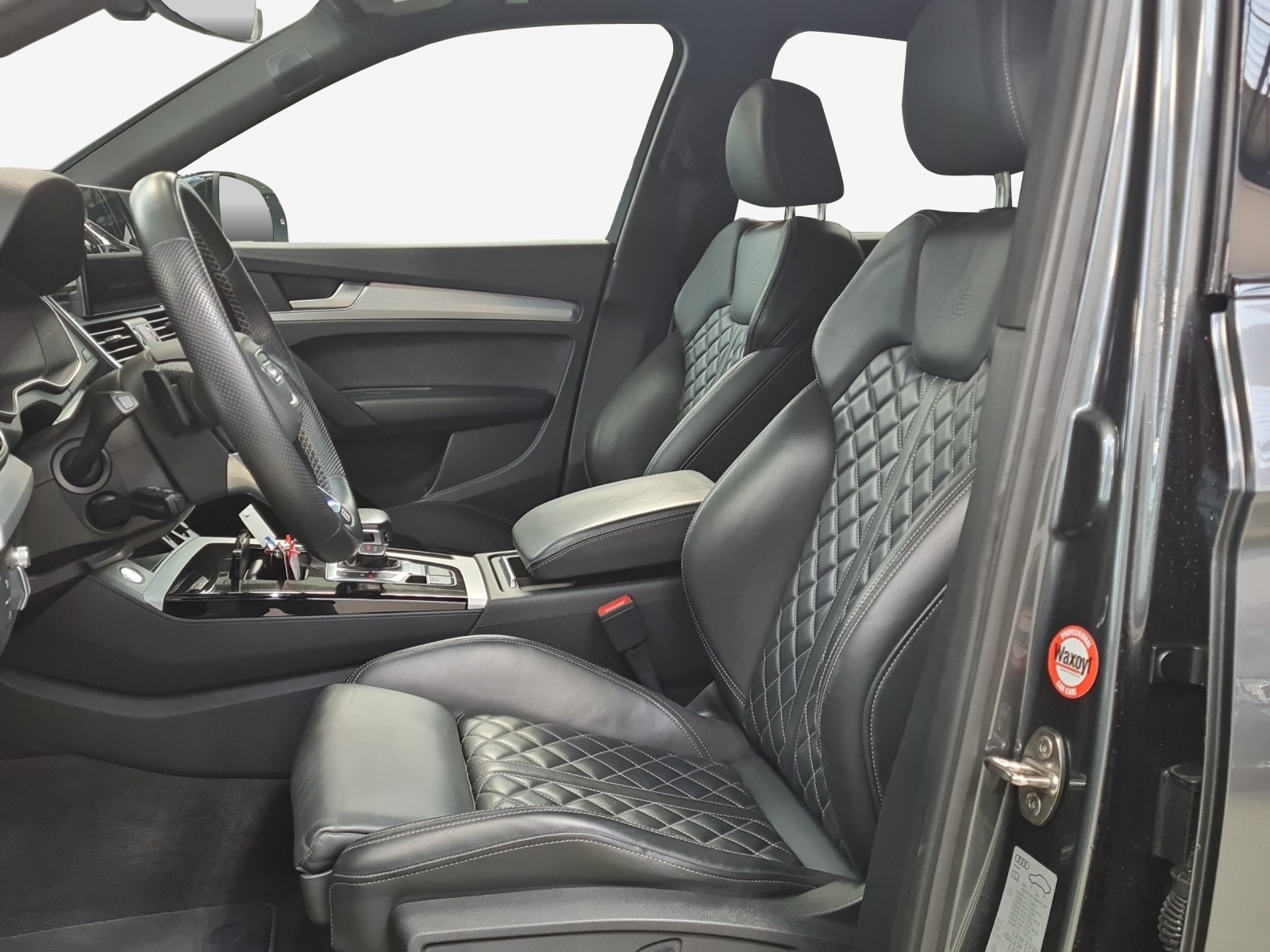 AUDI Q5 Sportback 40 TDI Blackedition quattro S-tronic-image-7