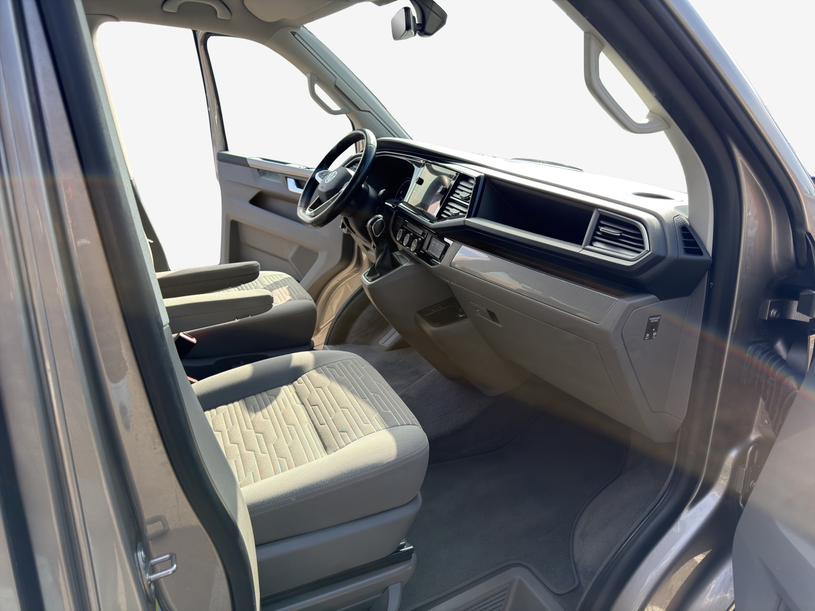 VW T6.1 California 2.0 TDI Ocean Liberty DSG-image-14