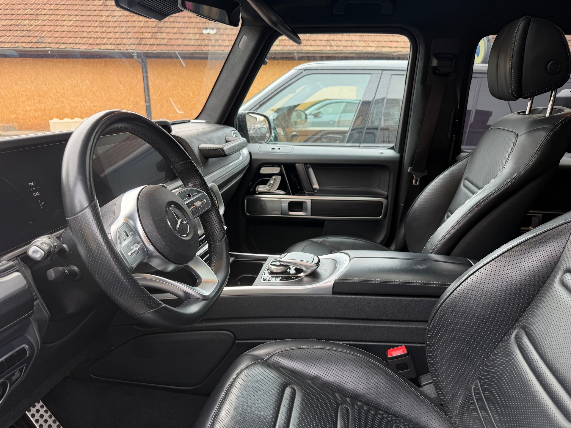MERCEDES-BENZ G 350 d AMG Line 9G-Tronic-image-9
