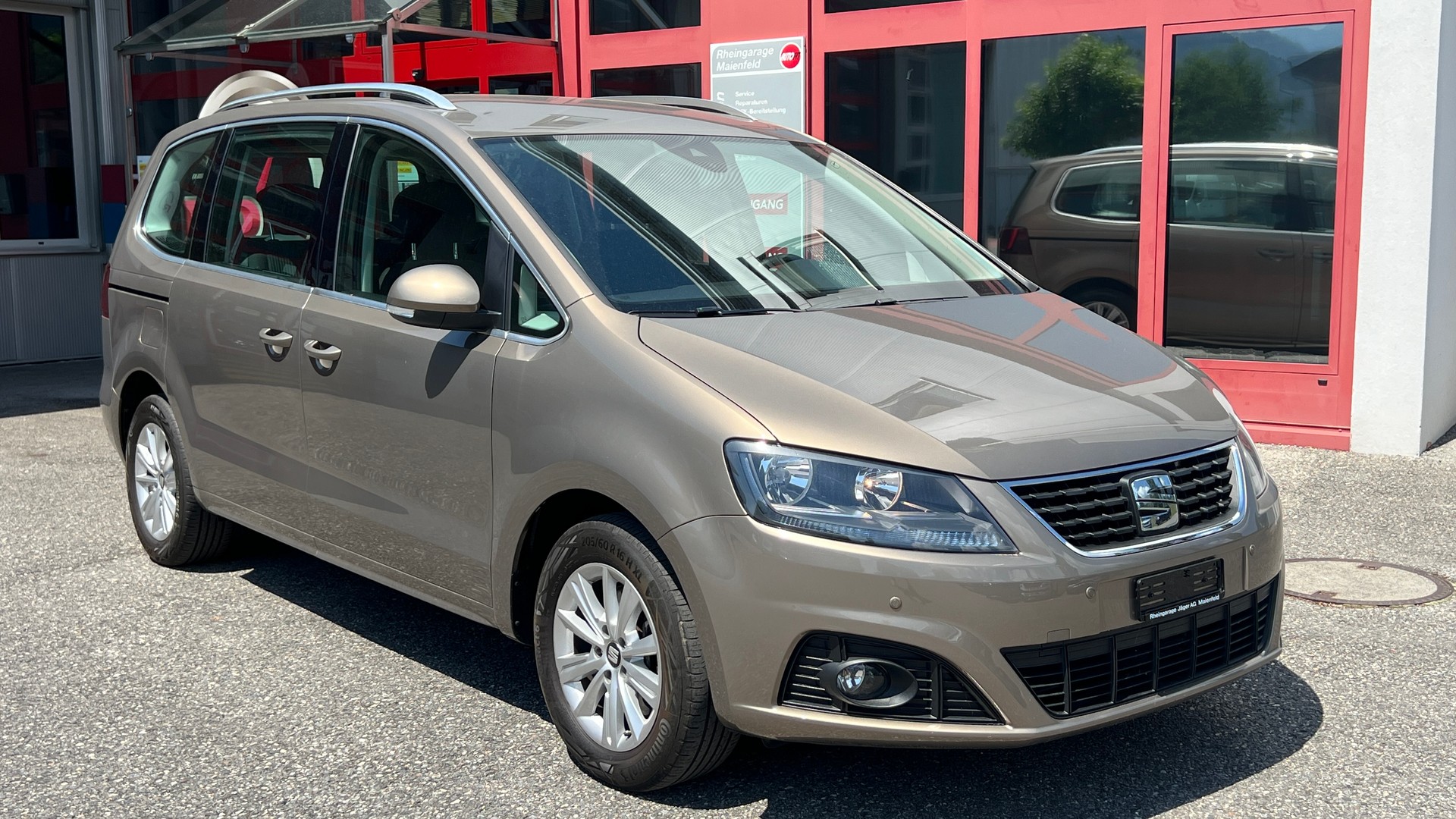SEAT Alhambra 2.0 TDI 4Drive Style-image-0