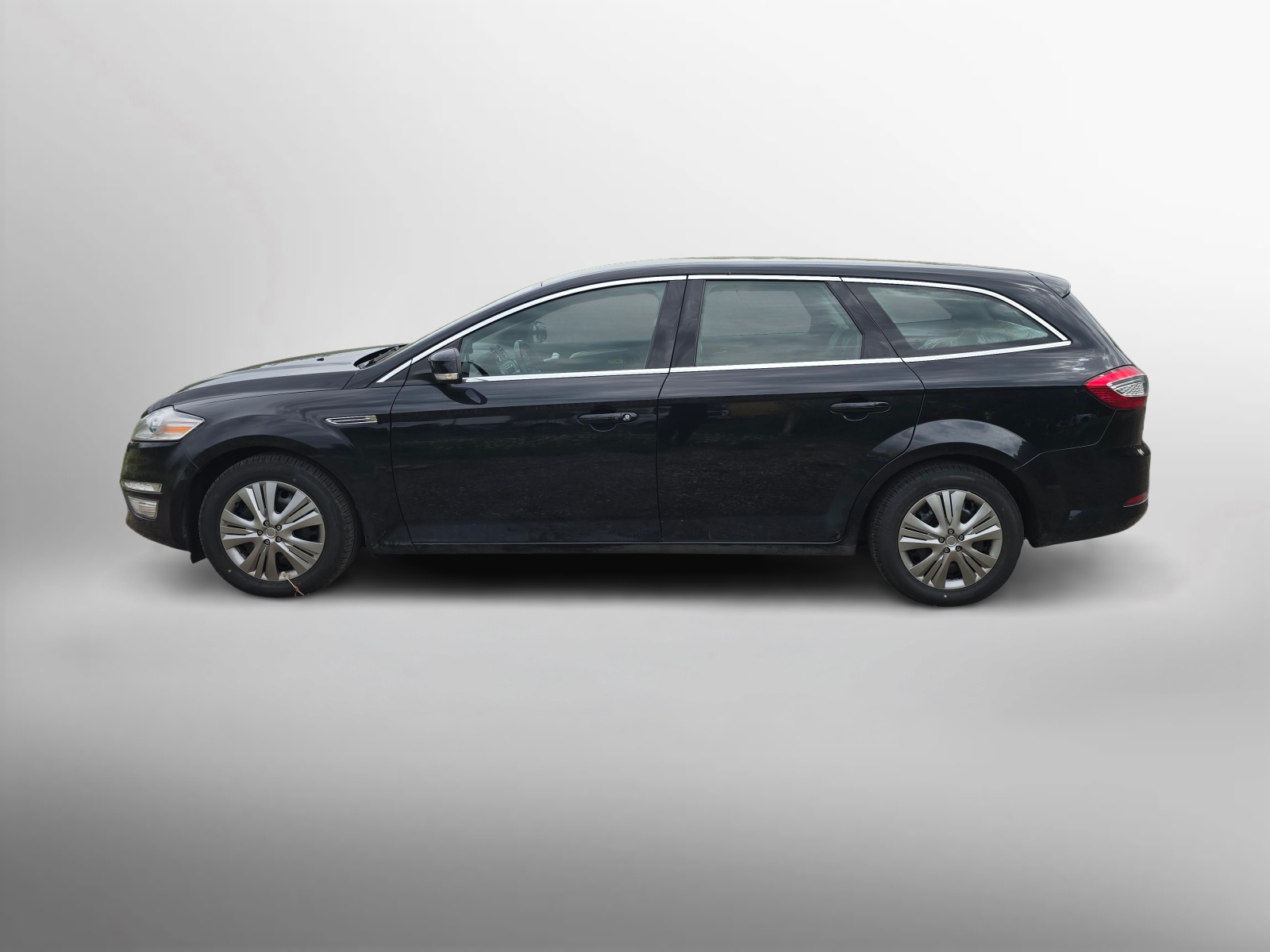 FORD Mondeo 2.0 EcoBoost SCTi Titanium PowerShift-image-4