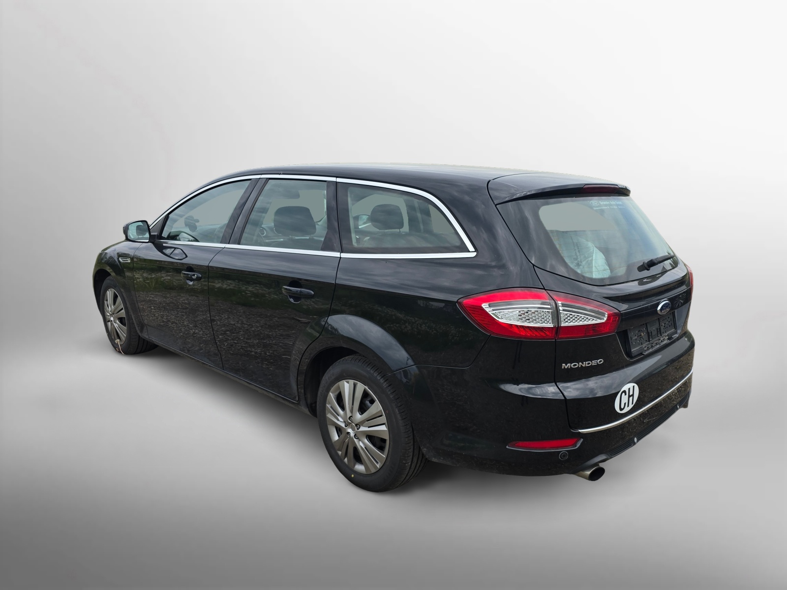 FORD Mondeo 2.0 EcoBoost SCTi Titanium PowerShift-image-6