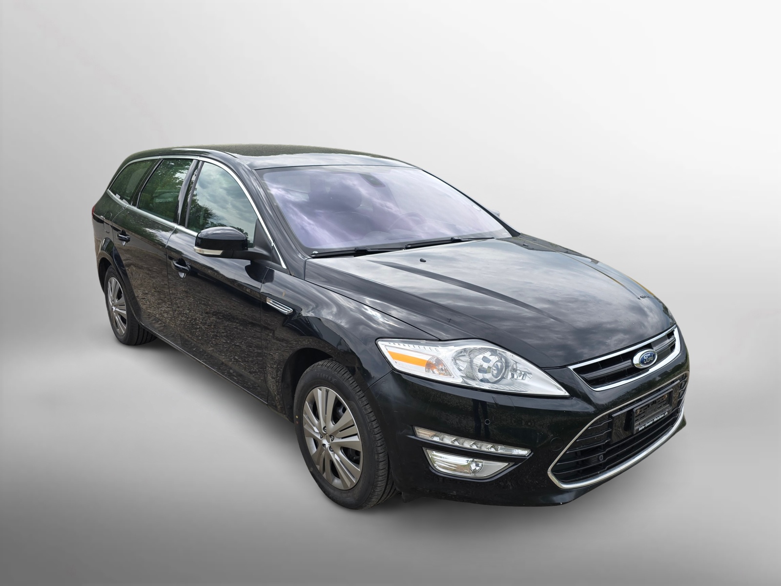 FORD Mondeo 2.0 EcoBoost SCTi Titanium PowerShift-showroom-element-1