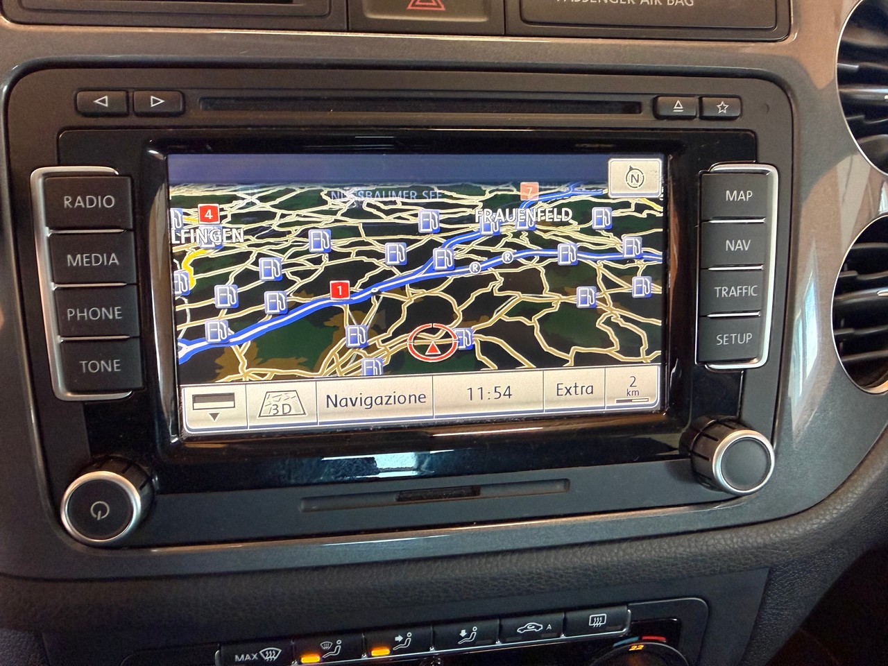 VW Tiguan 2.0 TSI Sport&Style 4Motion DSG-image-12