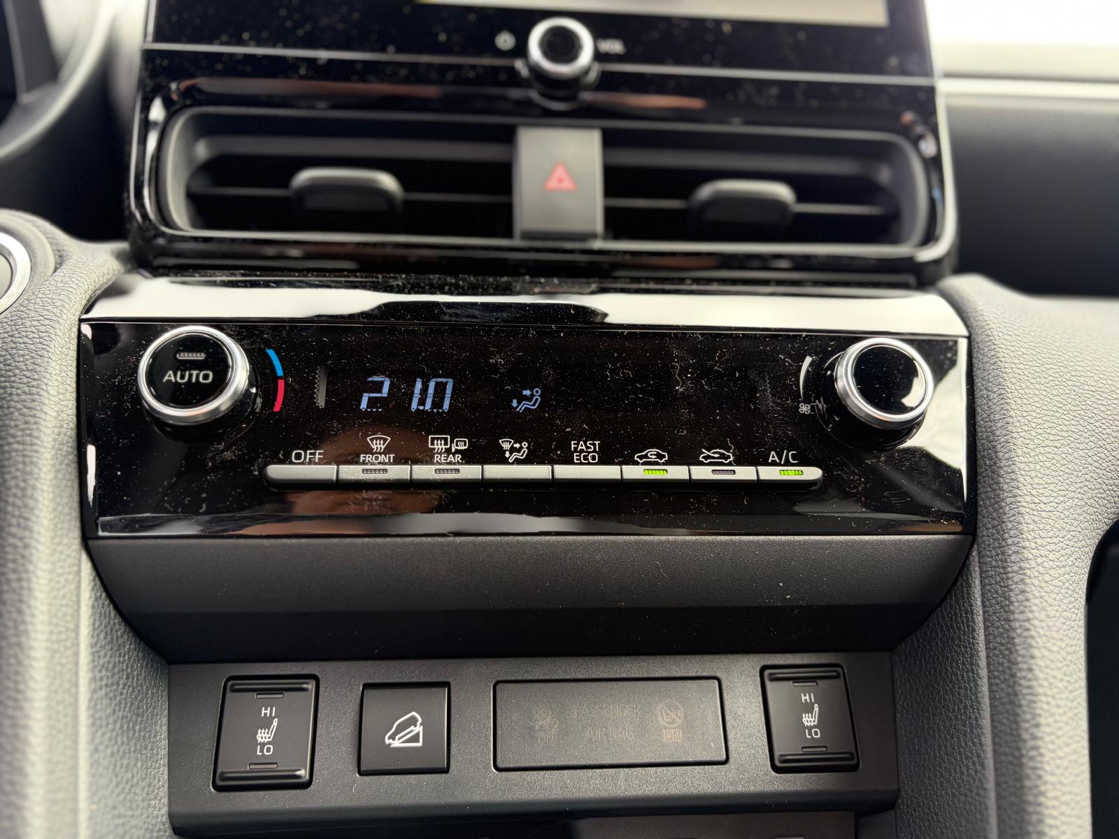 TOYOTA Yaris Cross 1.5 Trend AWDi e-CVT-image-19