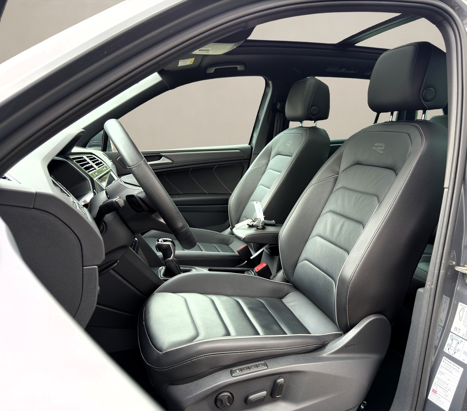 VW Tiguan 2.0 TDI R-Line ❗ Leder ❗SCR Selection 4Motion DSG-image-8