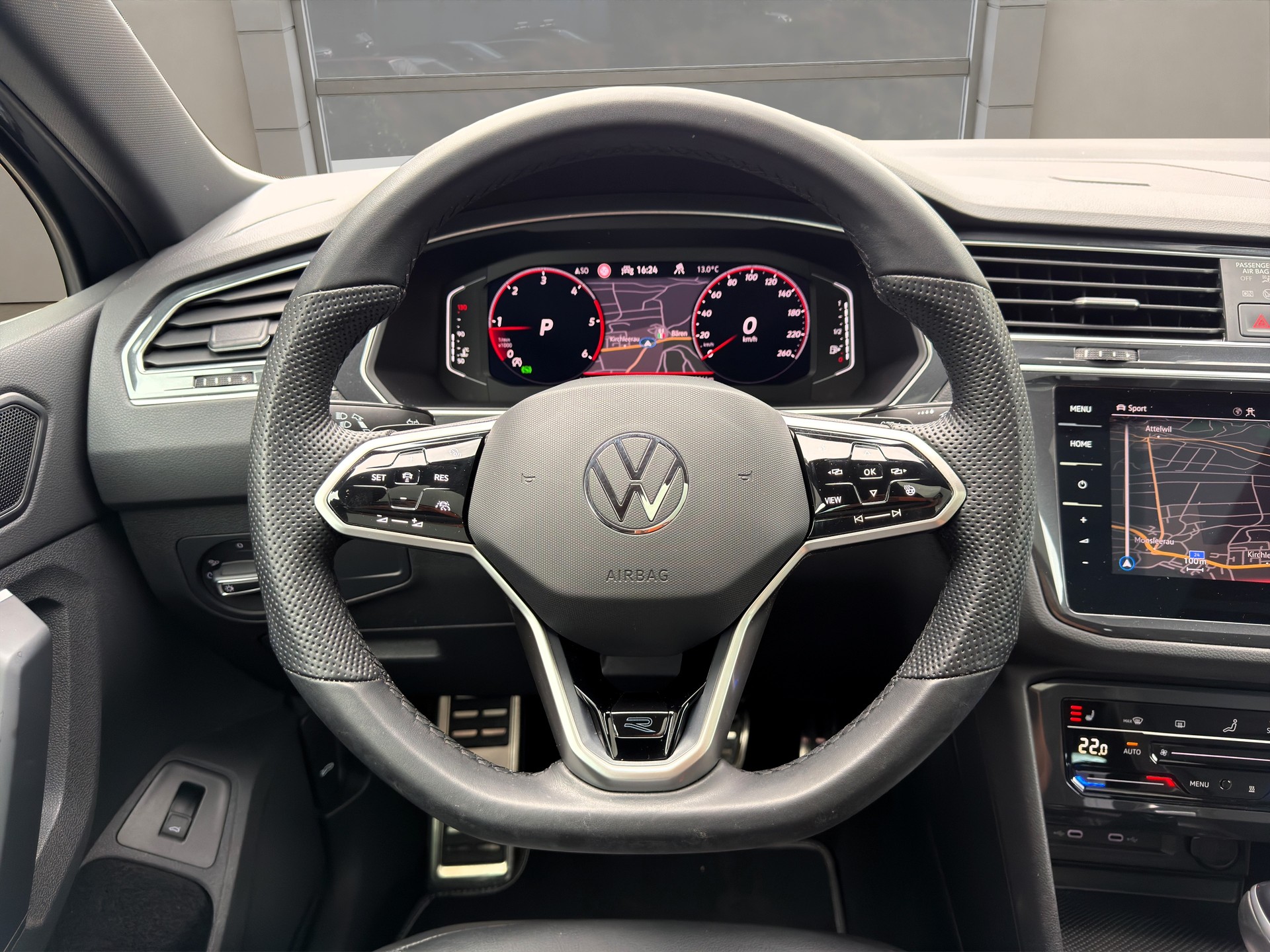 VW Tiguan 2.0 TDI R-Line ❗ Leder ❗SCR Selection 4Motion DSG-image-12