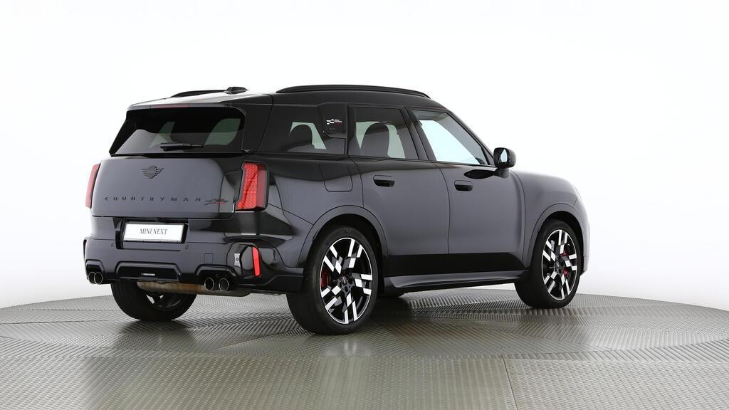 MINI John Cooper Works Countryman ALL4-image-3