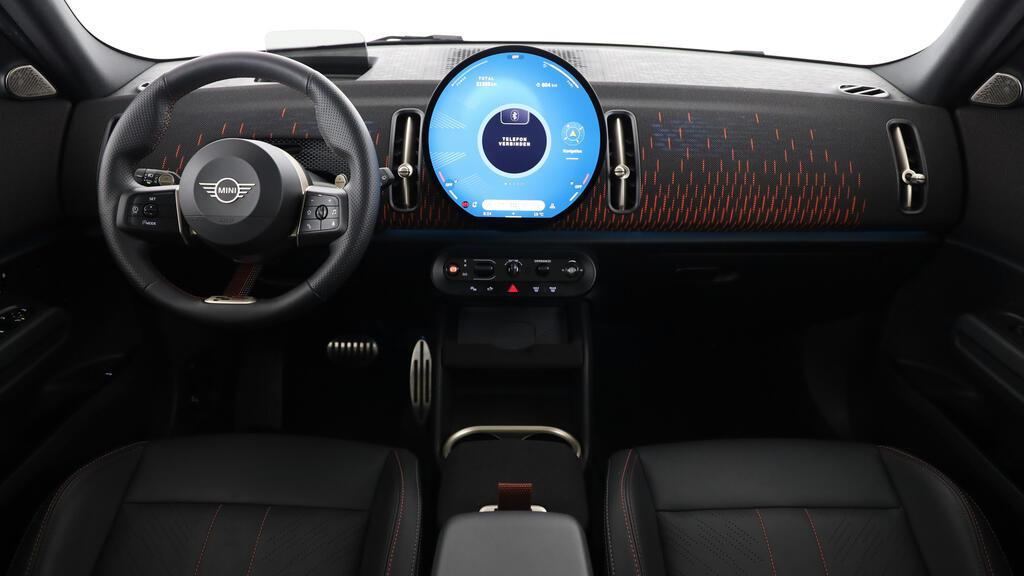 MINI John Cooper Works Countryman ALL4-image-11