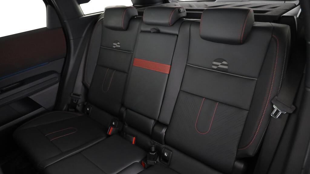 MINI John Cooper Works Countryman ALL4-image-21