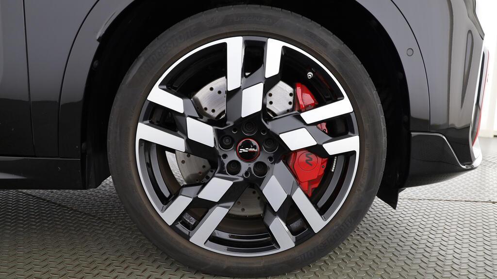 MINI John Cooper Works Countryman ALL4-image-10