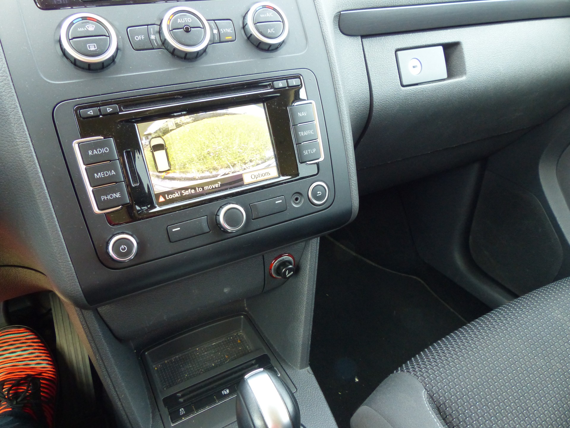 VW Touran 1.4 TSI Comfortline DSG-image-13