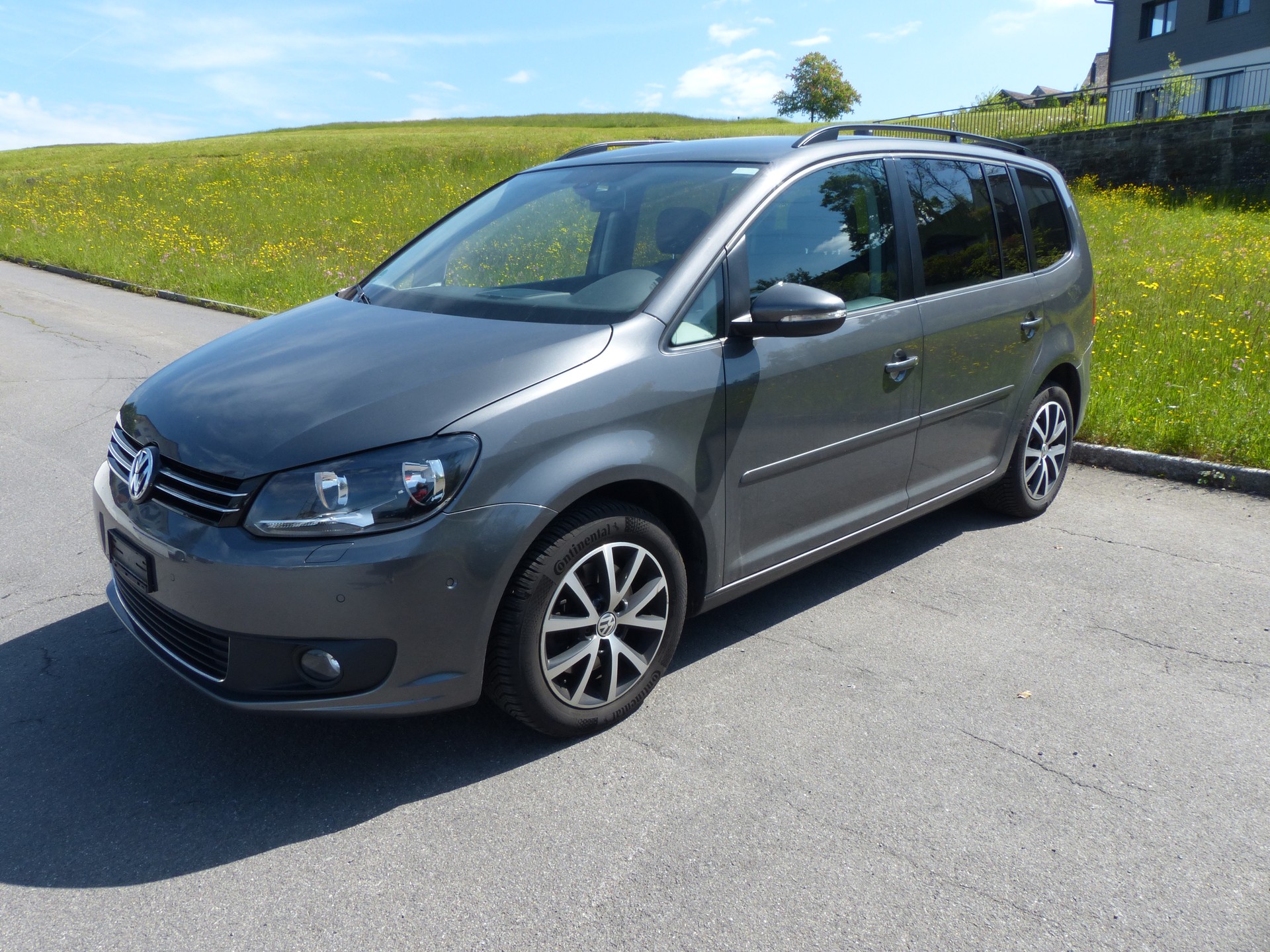 VW Touran 1.4 TSI Comfortline DSG-image-0