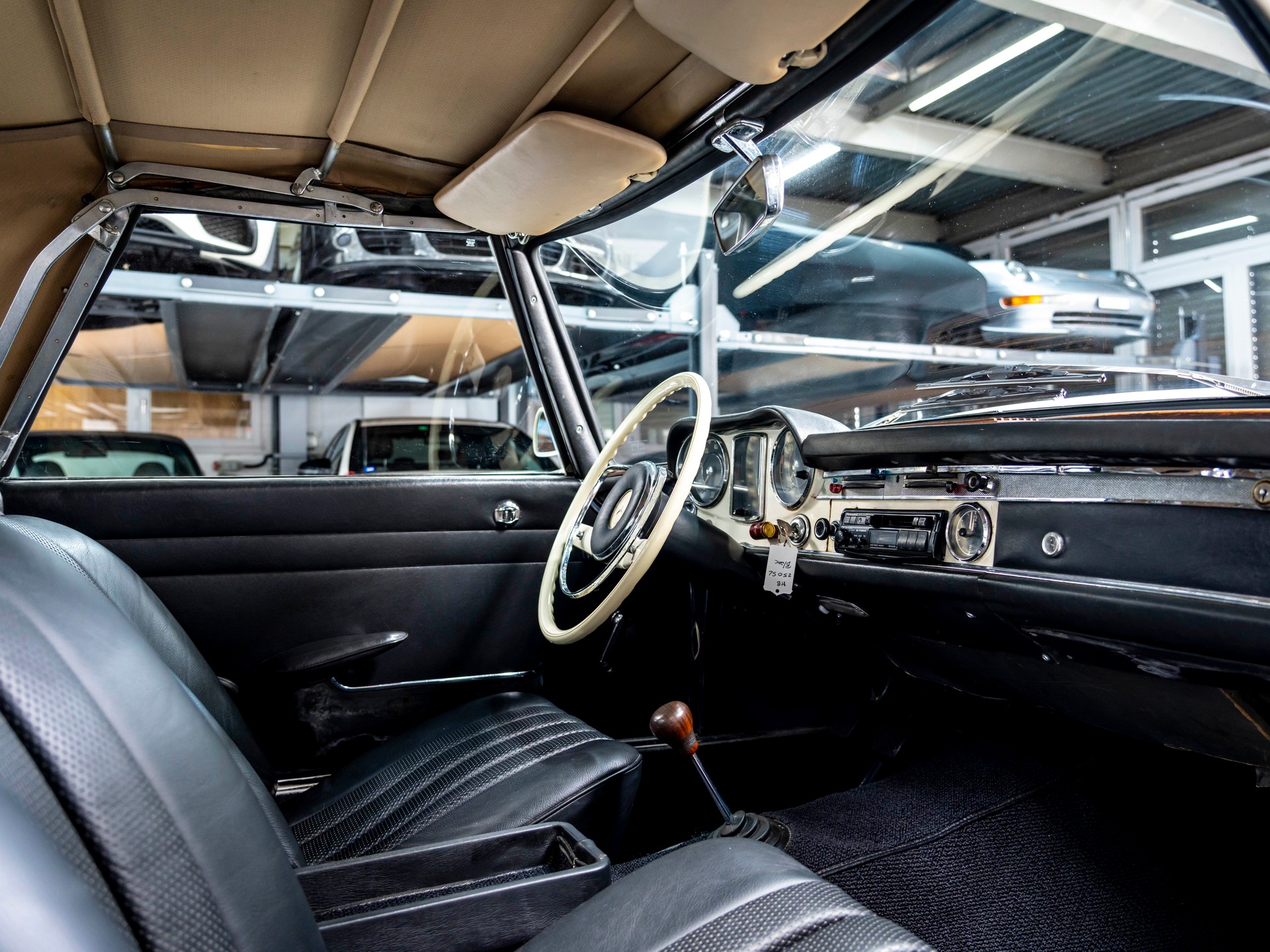 MERCEDES-BENZ SL 250-image-12