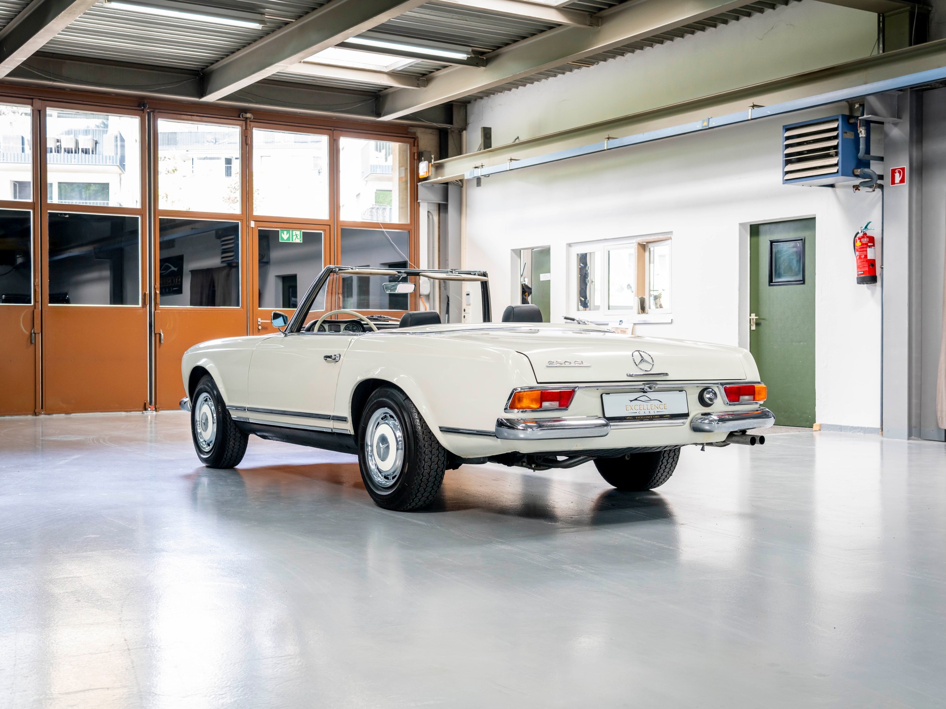MERCEDES-BENZ SL 250-image-23