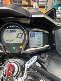 YAMAHA FJR 1300-showroom-element-2
