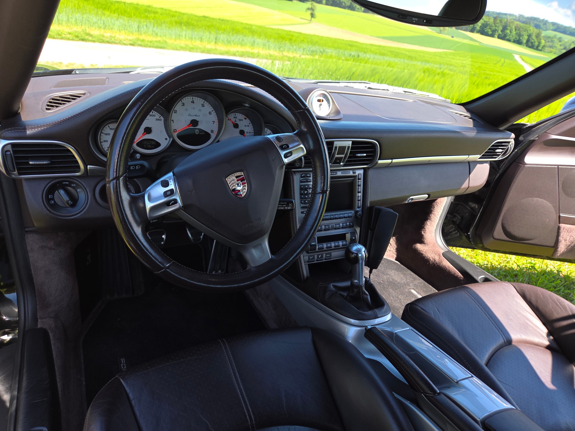 PORSCHE 3.6 Turbo-image-4
