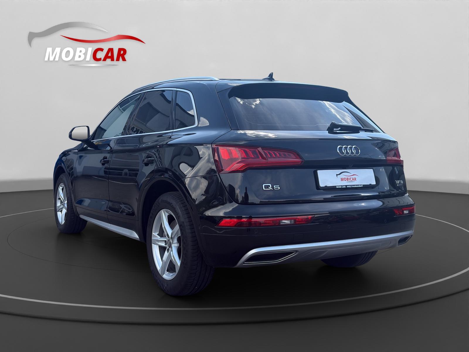 AUDI Q5 2.0 TFSI quattro S-tronic-image-2