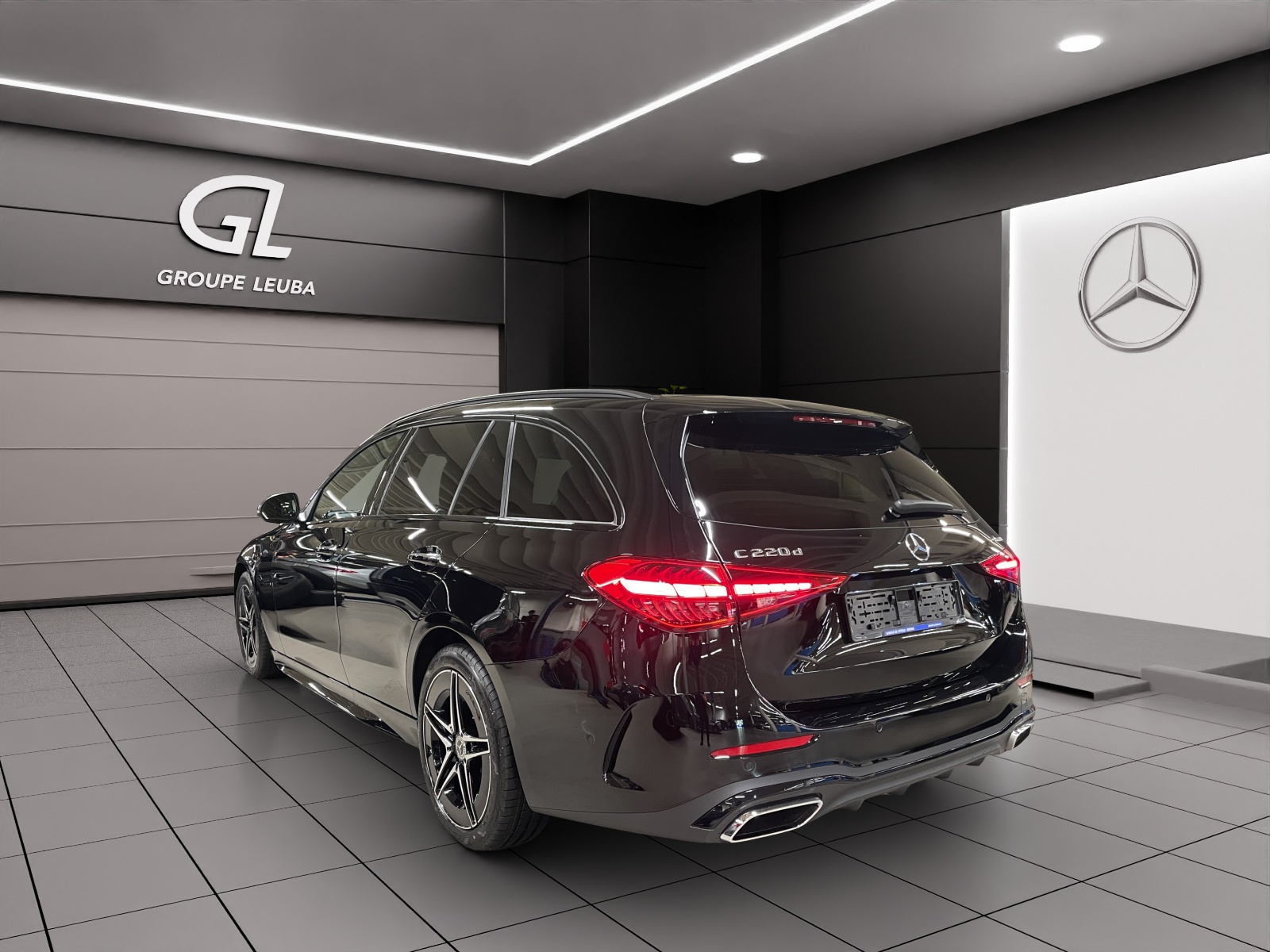 MERCEDES-BENZ C 220 d T 4 Matic Swiss Star-image-3