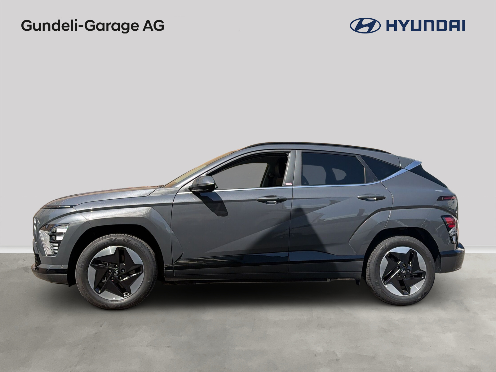 HYUNDAI Kona EV 65.4 kWh Amplia-image-2