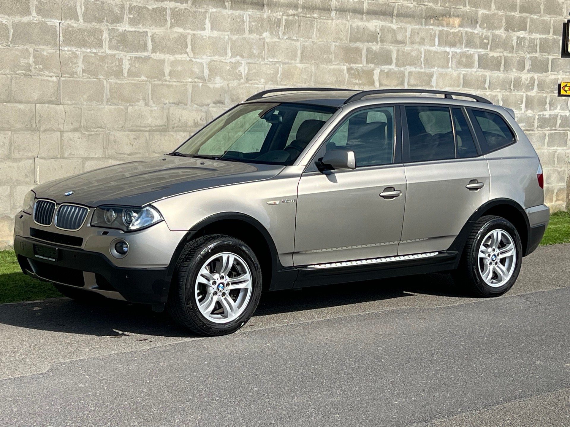 BMW X3 xDrive 30i (3.0si)