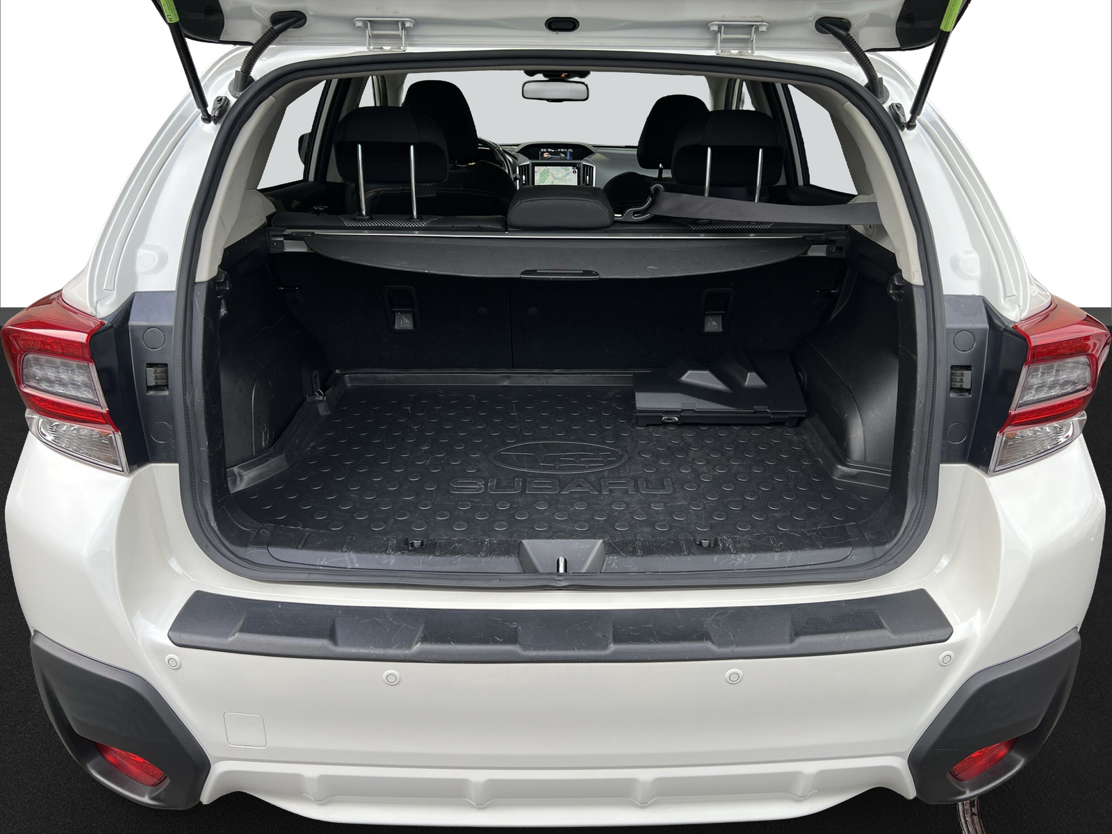 SUBARU XV 2.0 e-Boxer Swiss Plus AWD Lineartronic-image-17