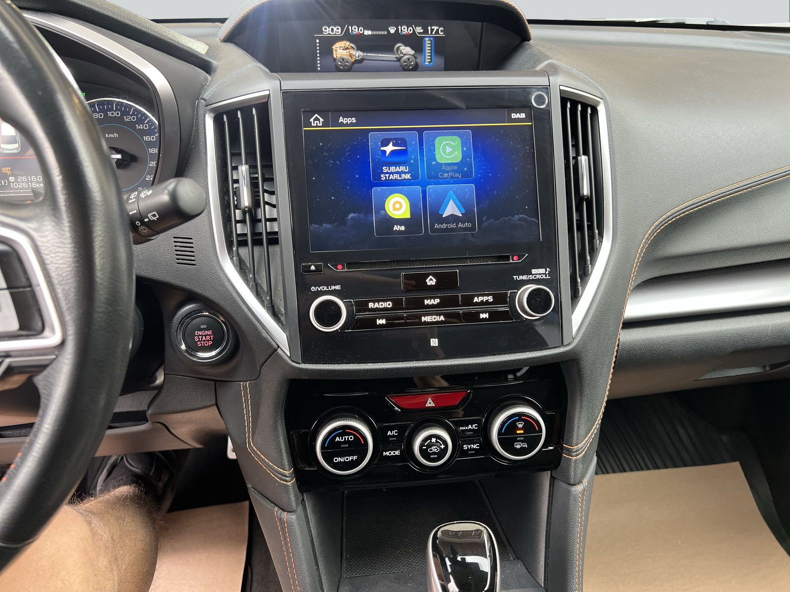 SUBARU XV 2.0 e-Boxer Swiss Plus AWD Lineartronic-image-15
