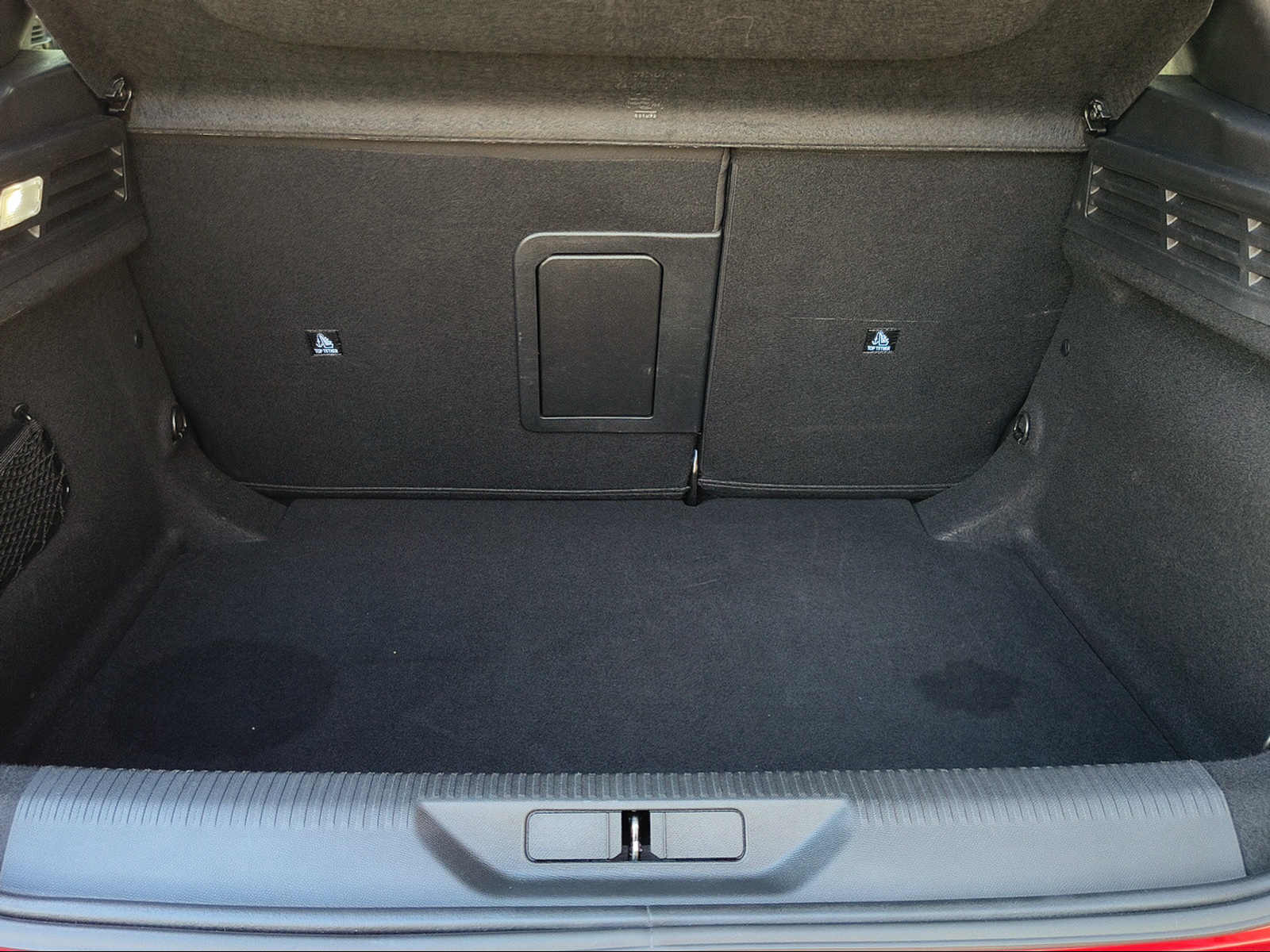 PEUGEOT 308 1.2 Hybrid GT-image-12