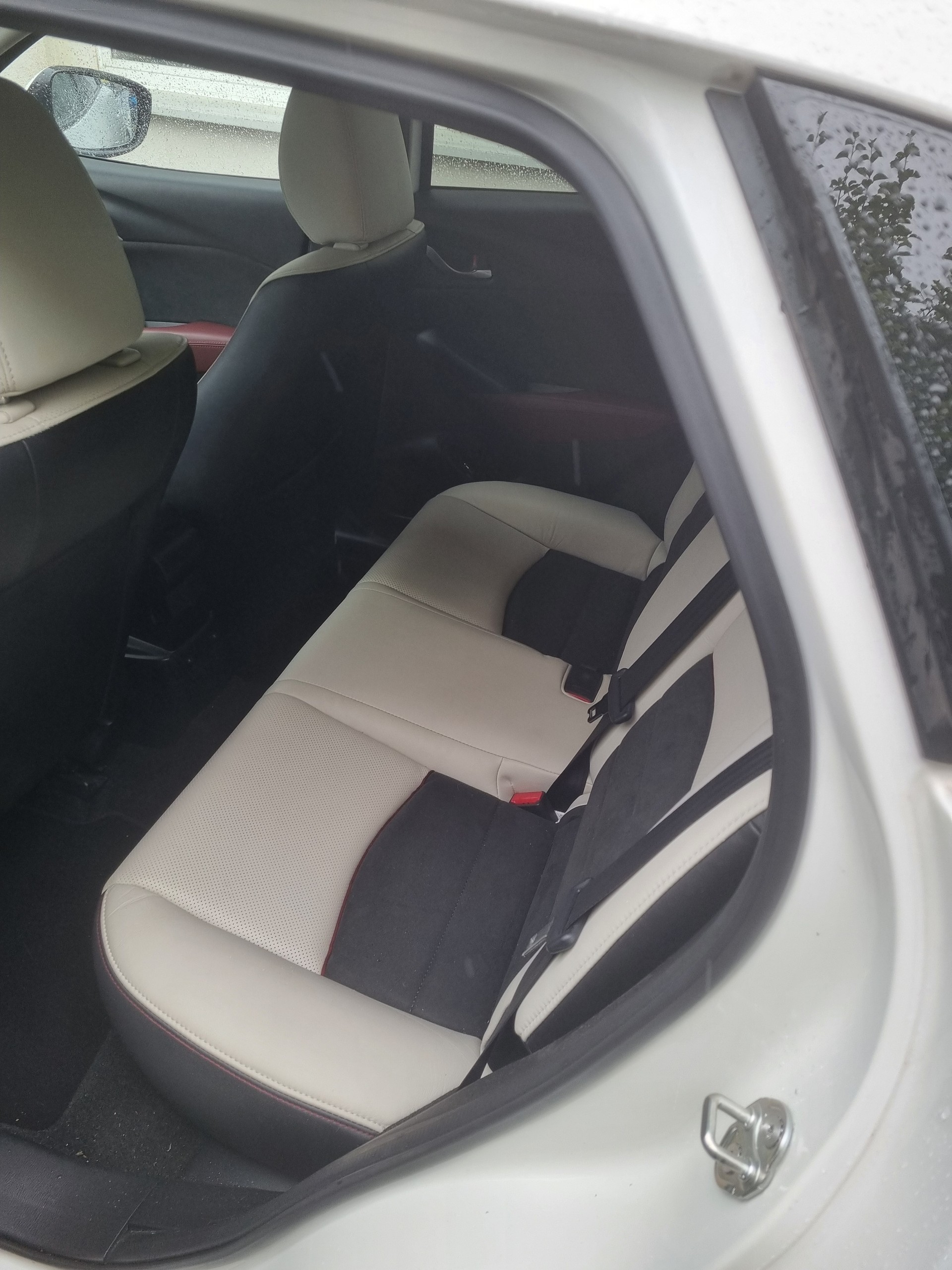 MAZDA 2.0 Revolution AWD-image-3