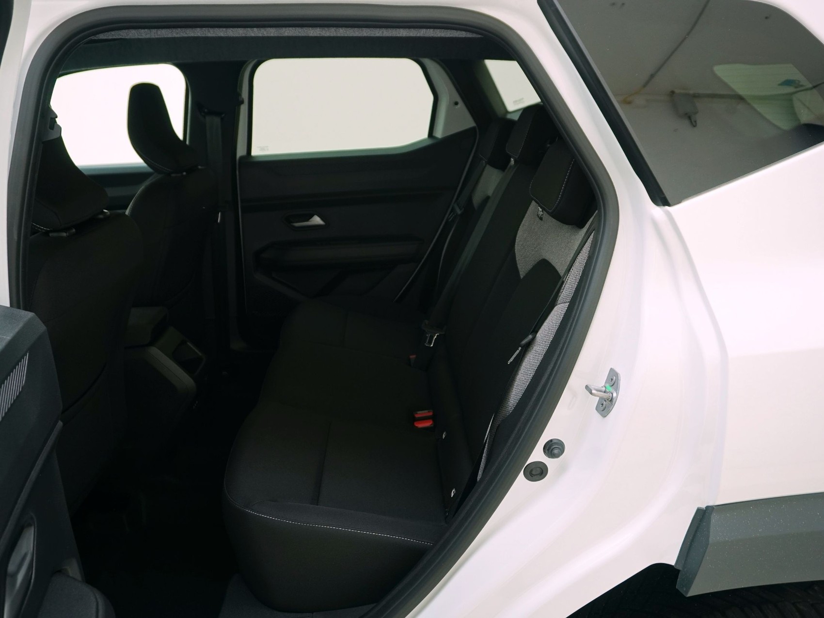 DACIA Duster 1.2 Hybrid-G Extreme 4x4-image-14