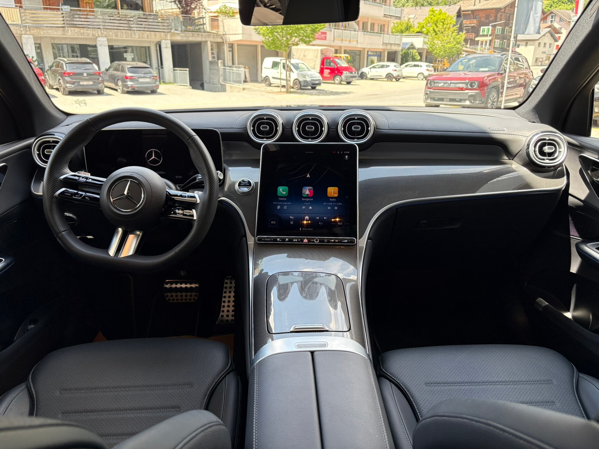MERCEDES-BENZ GLC 300 e 4M 9G-Tronic-image-14