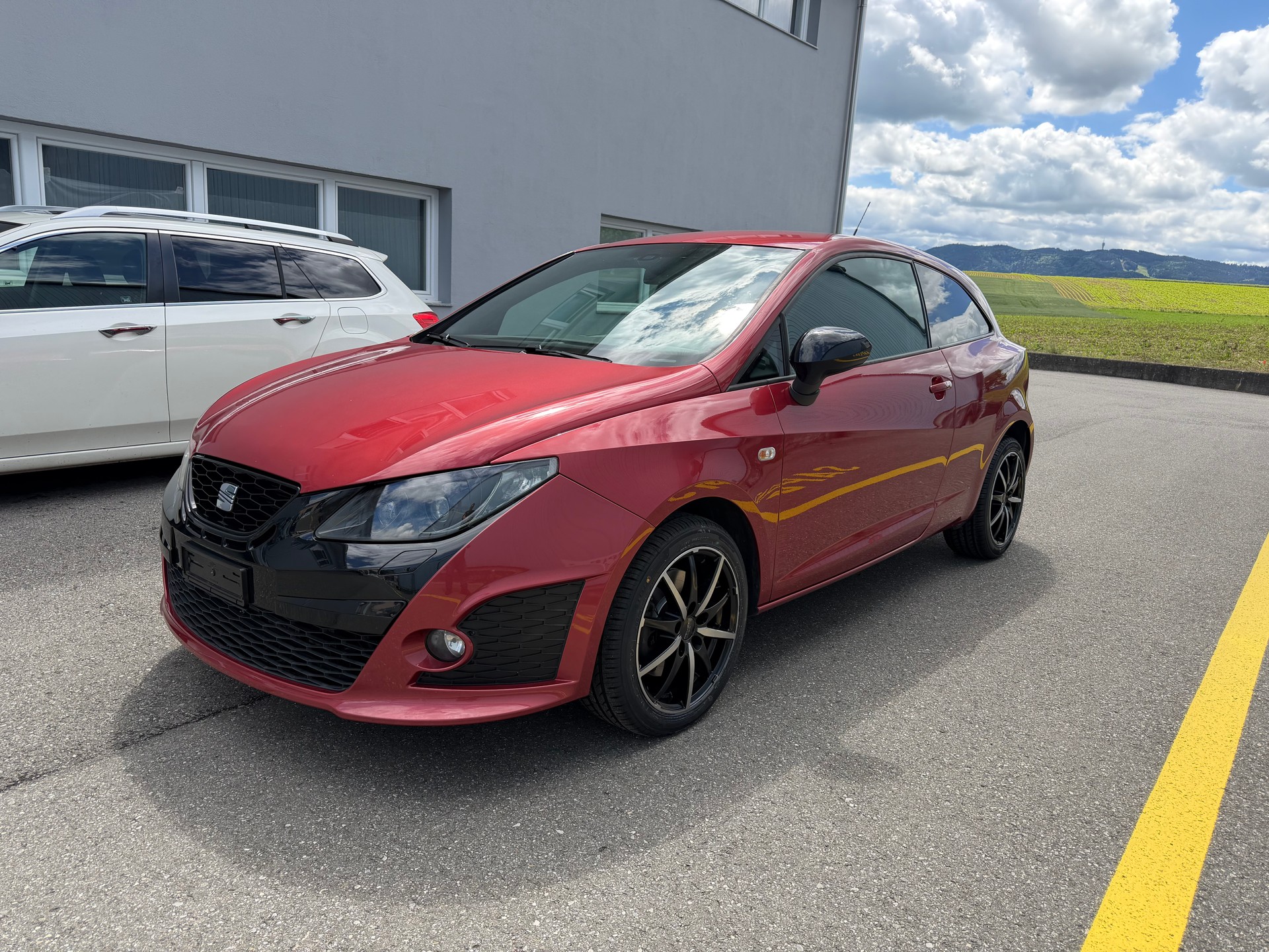 SEAT Ibiza SC 1.4 TSI Cupra DSG-image-0