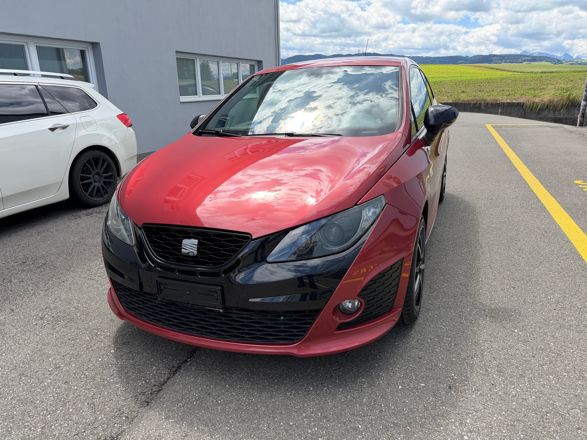 SEAT Ibiza SC 1.4 TSI Cupra DSG-image-2
