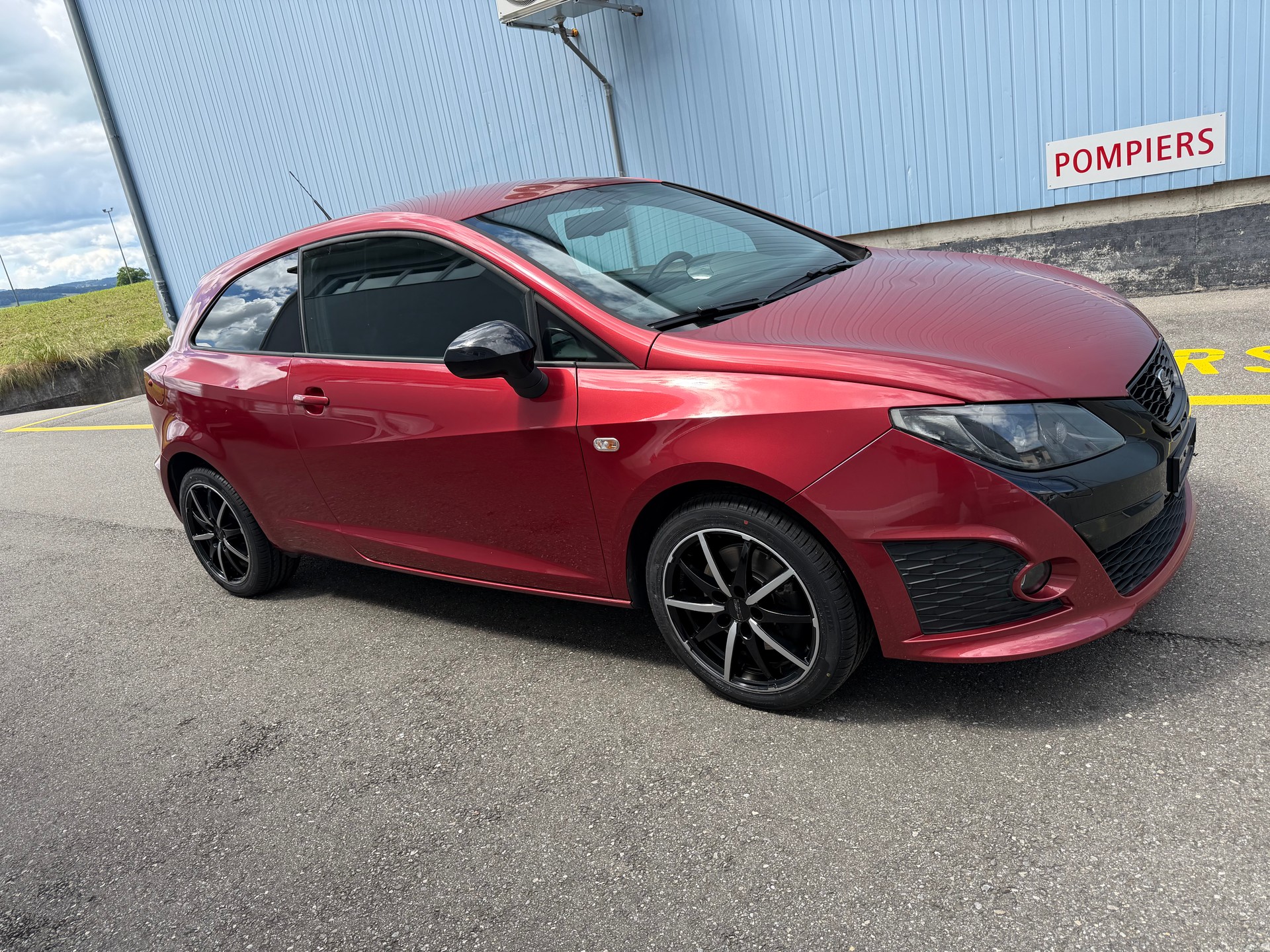 SEAT Ibiza SC 1.4 TSI Cupra DSG-image-3