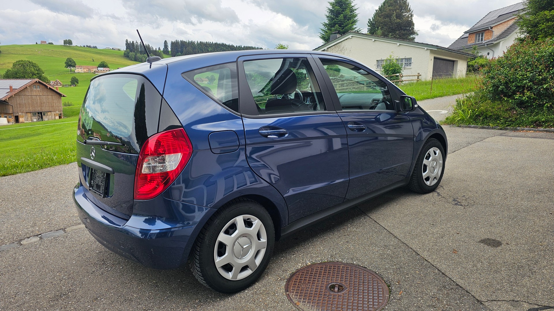 MERCEDES-BENZ A 160 CDI BlueEfficiency Classic-image-1