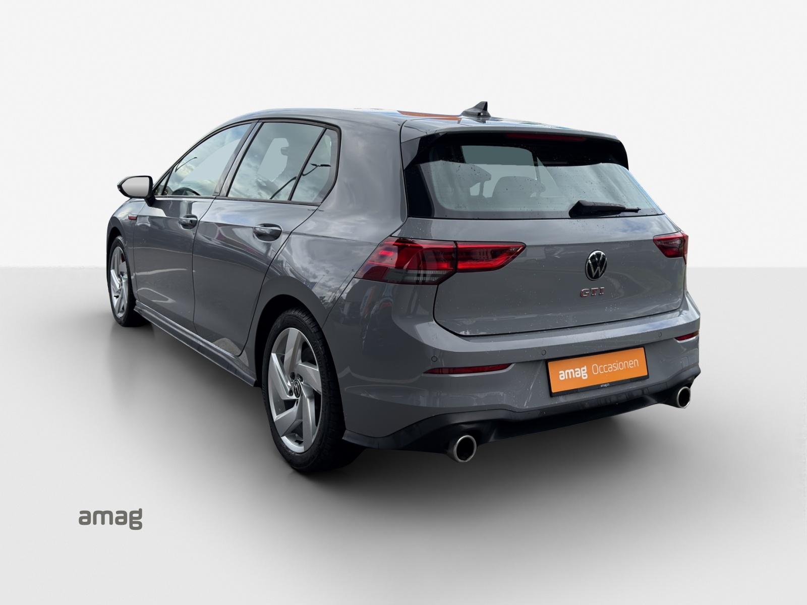 VW Golf 2.0 TSI GTI DSG-image-2