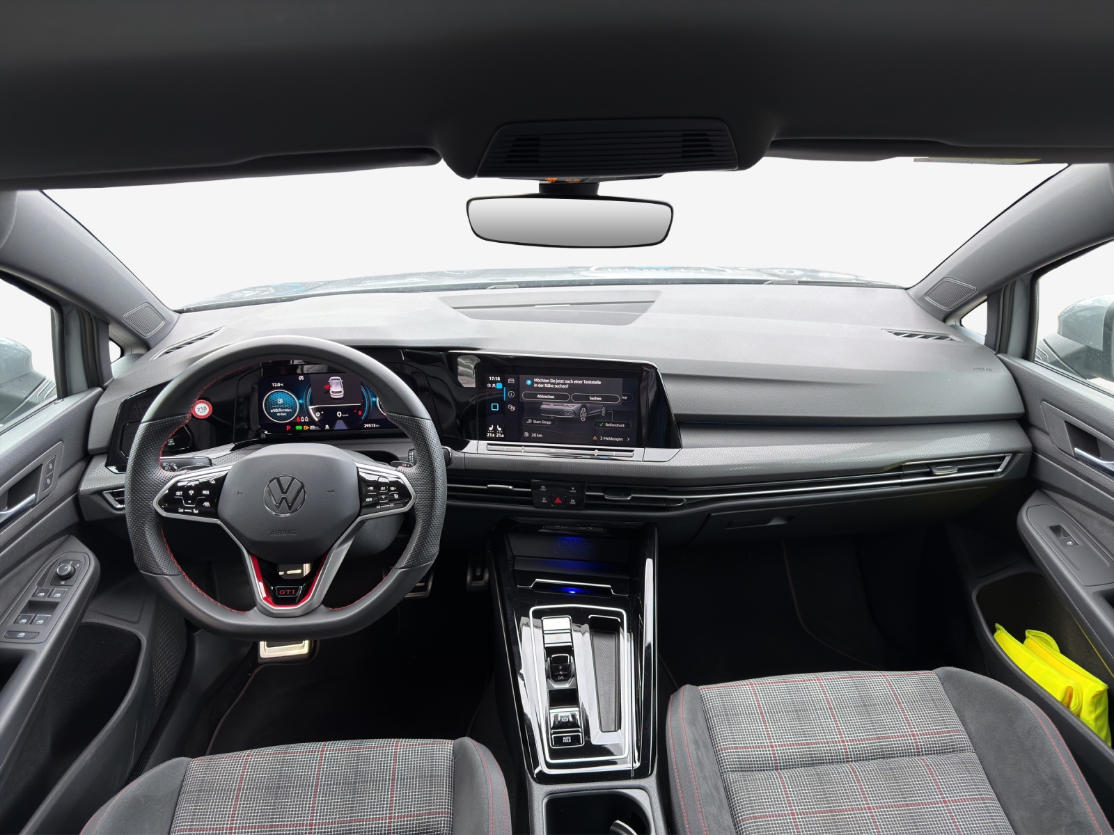 VW Golf 2.0 TSI GTI DSG-image-8