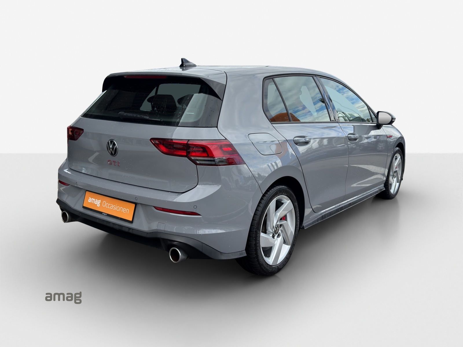 VW Golf 2.0 TSI GTI DSG-image-4