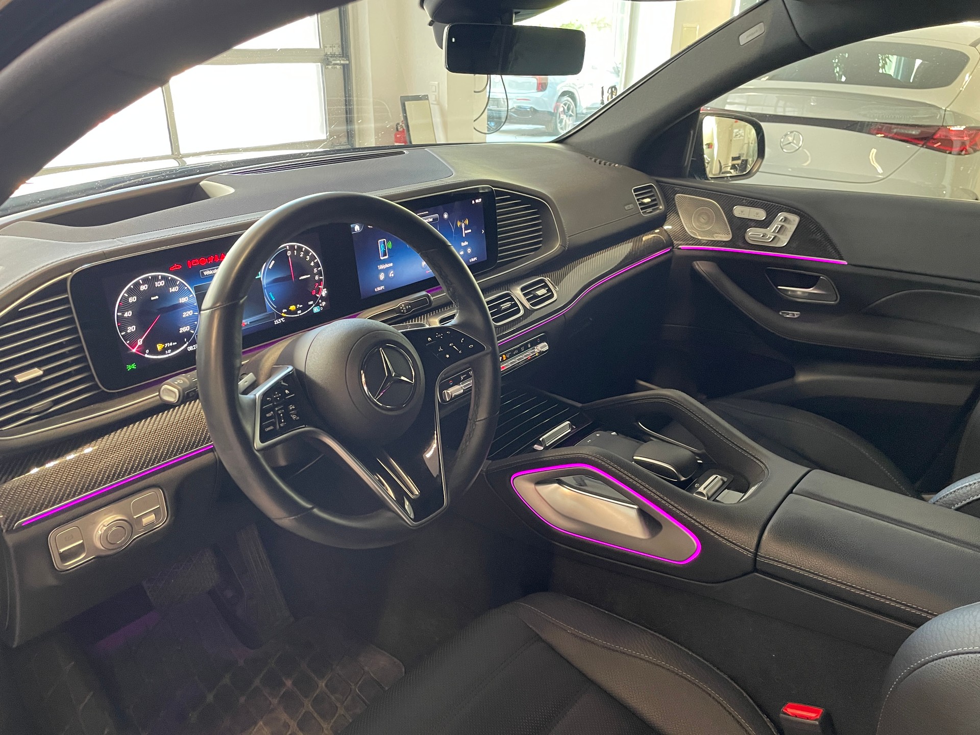MERCEDES-BENZ GLE Coupé 400 e 4Matic+ 9G-Tronic AMG Line-image-9