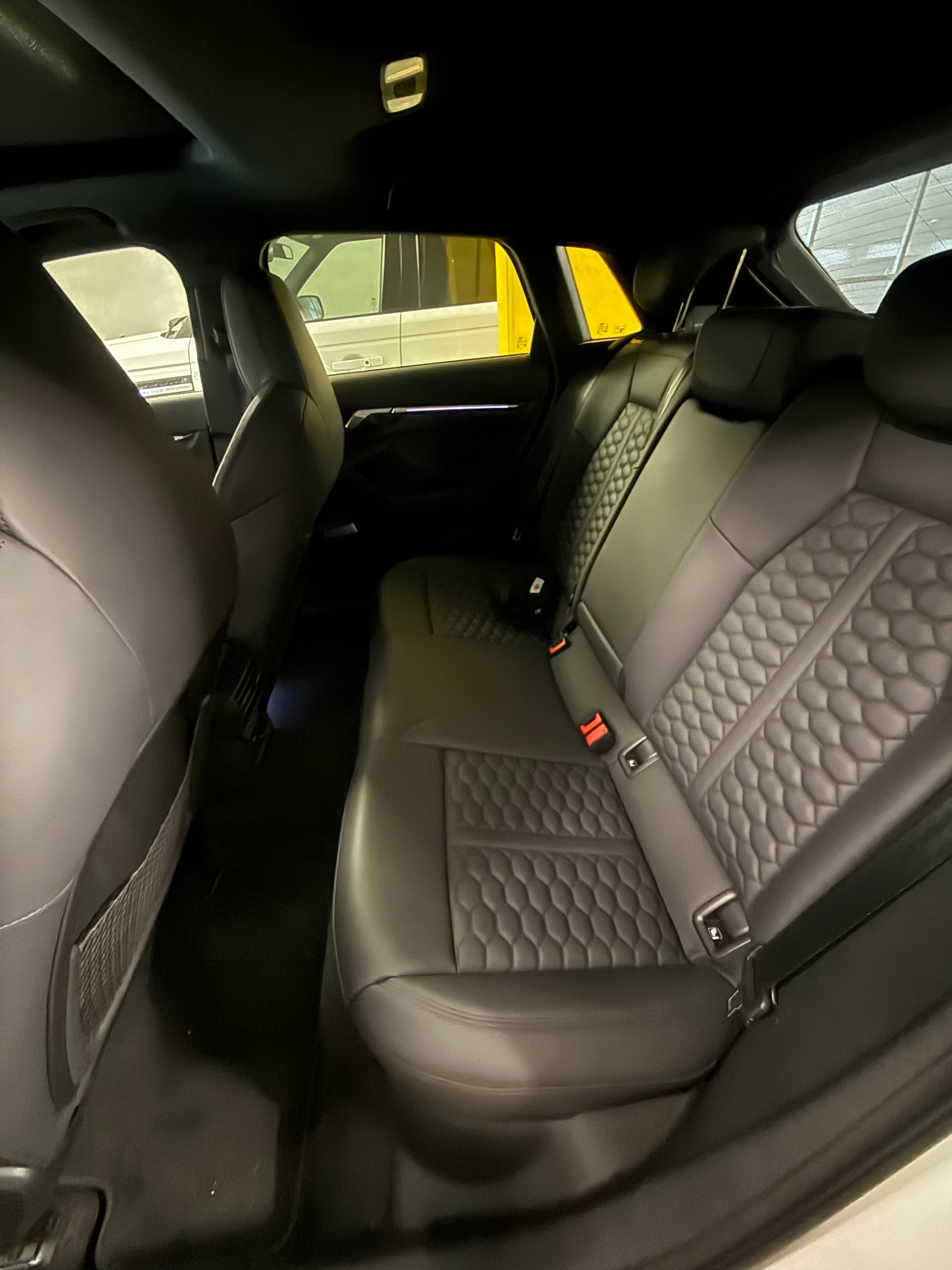 AUDI 2.5 TFSI quattro S-Tronic-image-5