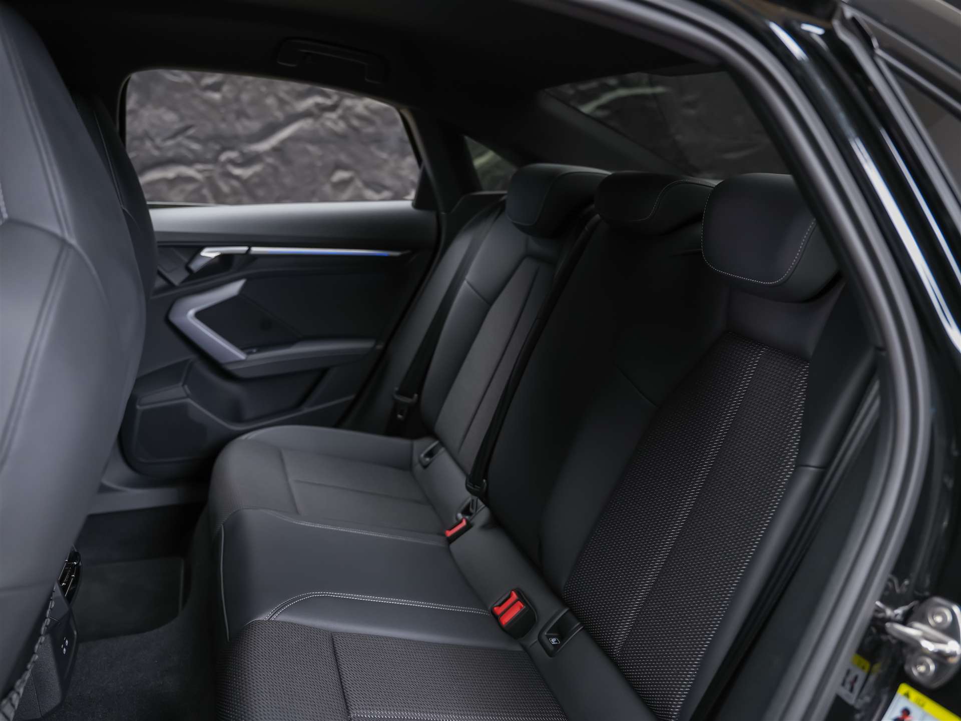 AUDI S3 Limousine 2.0 TFSI quattro S-Tronic *Facelift*Kamera*19" Felgen*ACC*-image-13