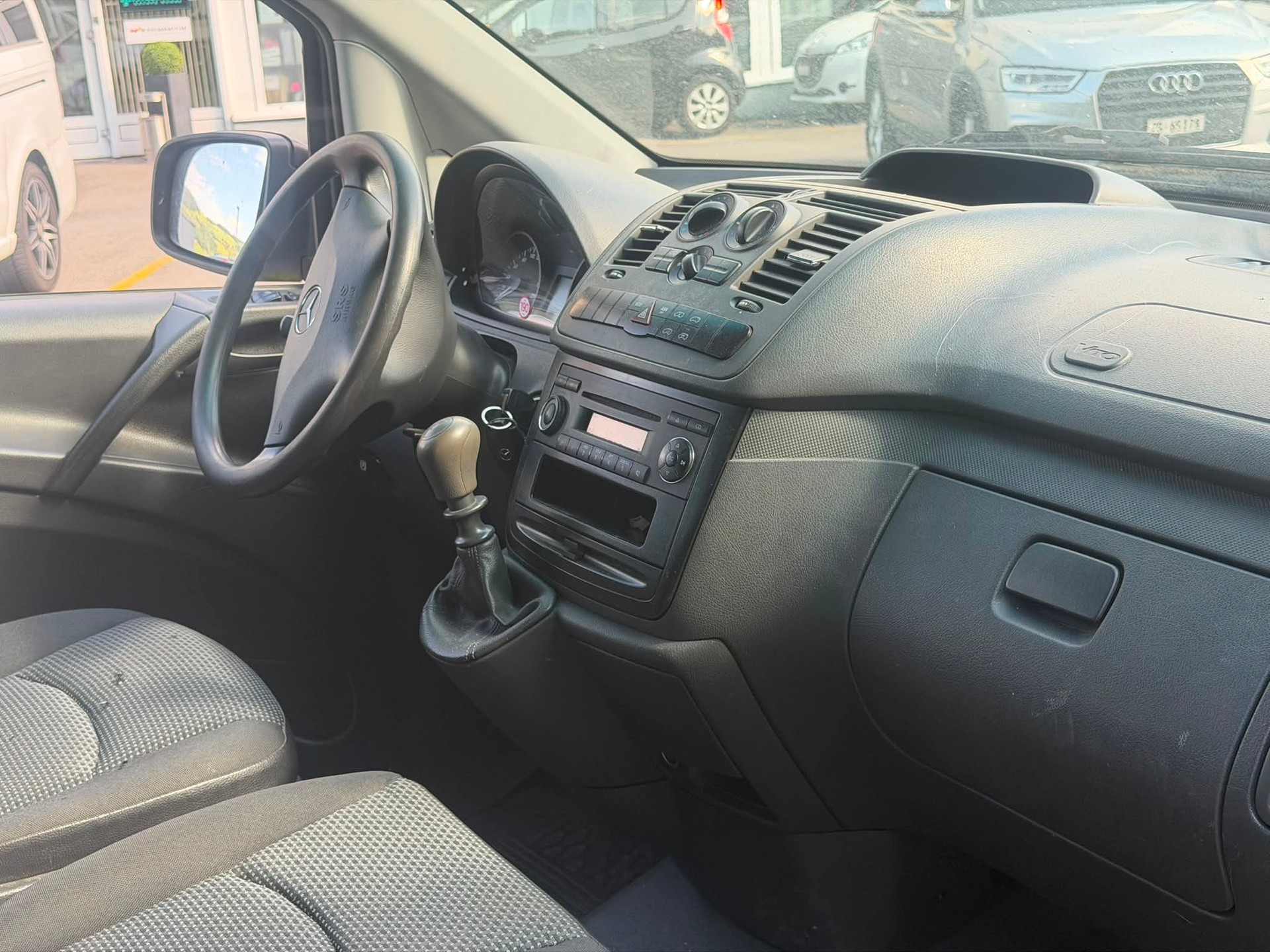 MERCEDES-BENZ Vito 113 CDI Mixto L-image-9